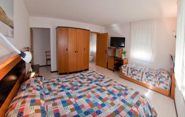 Albergo Alla Torre Caldonazzo Kültér fotó