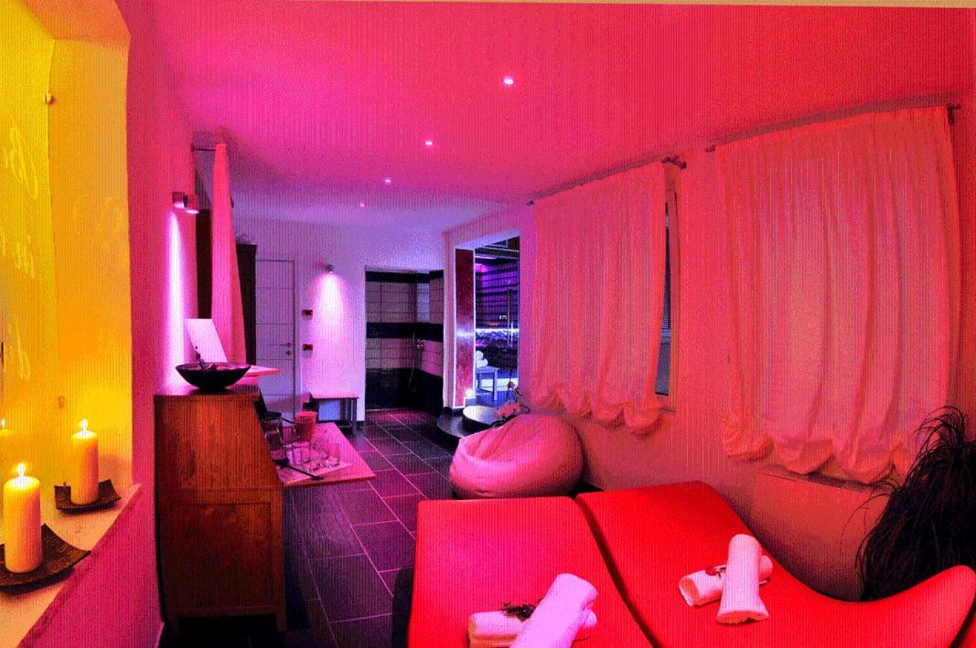 Albergo Alla Torre Caldonazzo Kültér fotó